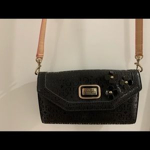 PRETTY GUESS RARE PURSE ❣️